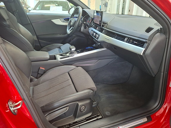 Audi A4 6 of 19