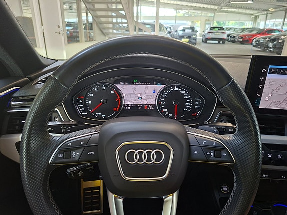 Audi A4 13 of 19