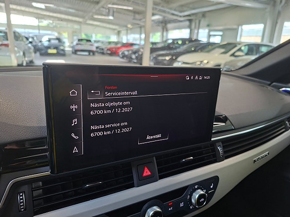 Audi A4 17 of 19