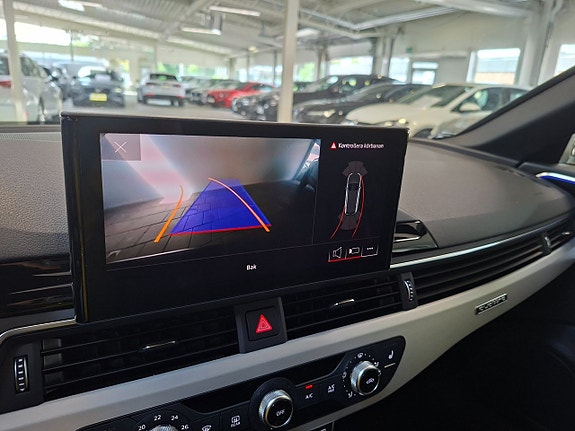 Audi A4 15 of 19