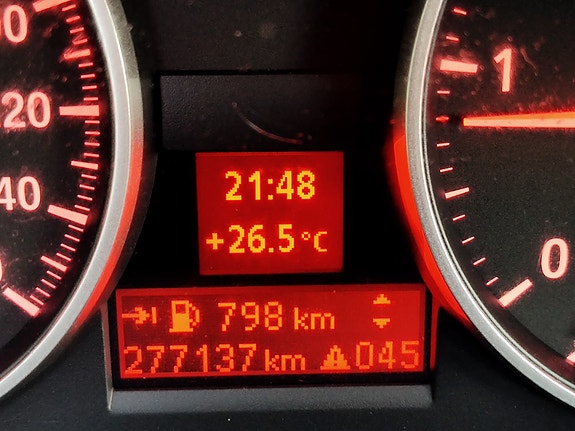 BMW 320d 10 of 11