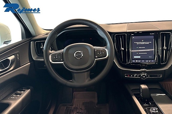 Volvo XC60 7 of 17