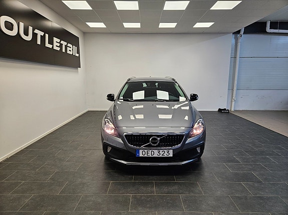 Volvo V40 Cross Country 4 of 5