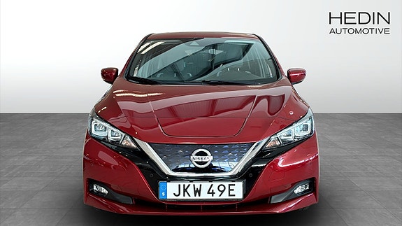 Nissan Leaf 8 of 12