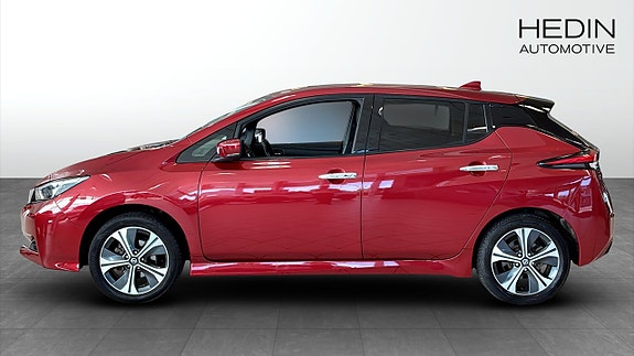 Nissan Leaf 6 of 12