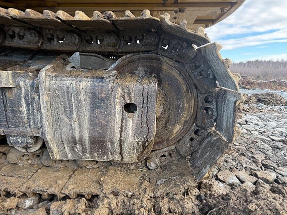 Komatsu PC 290 LC-11 24 of 24