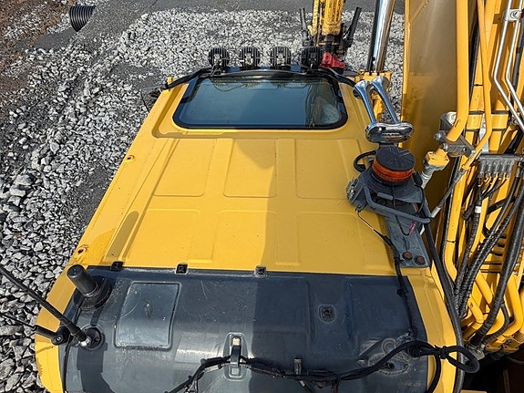 Komatsu PC 290 LC-11 10 of 24