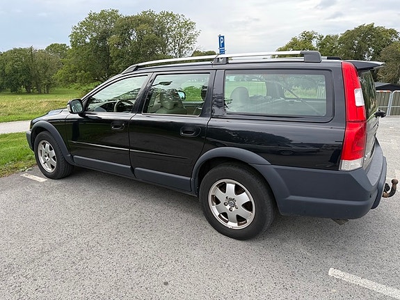 Volvo XC70 6 of 9