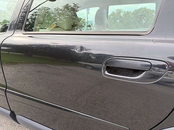 Volvo XC70 7 of 9