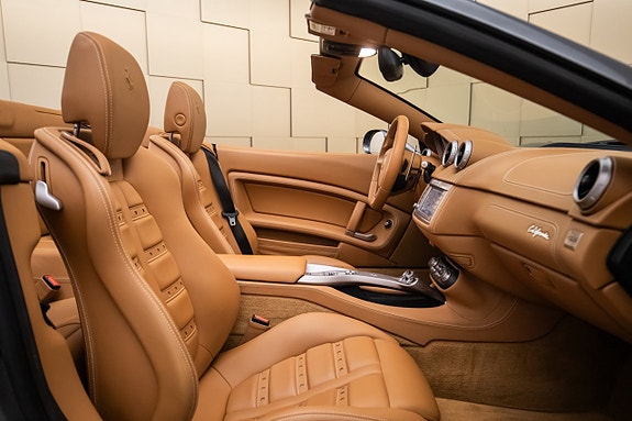 Ferrari California 17 of 24