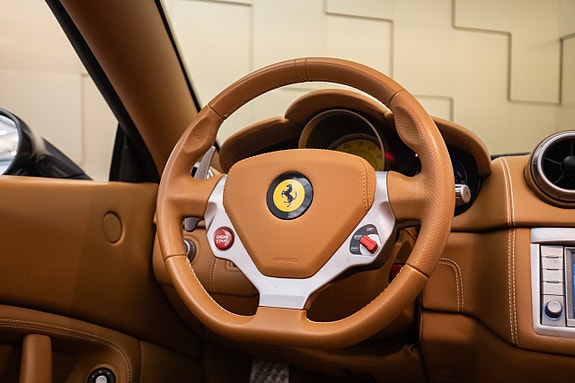 Ferrari California 12 of 24