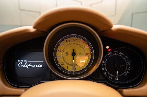 Ferrari California 13 of 24