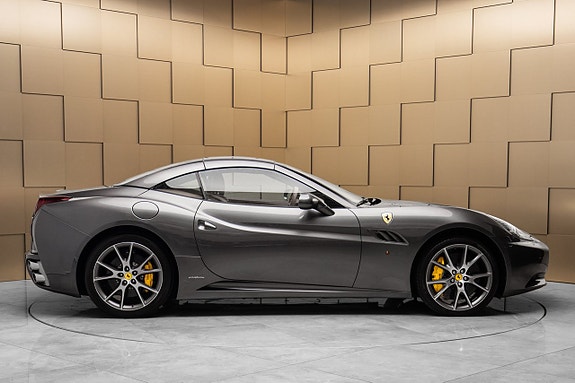 Ferrari California 6 of 24