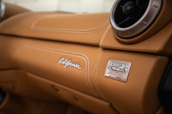 Ferrari California 15 of 24