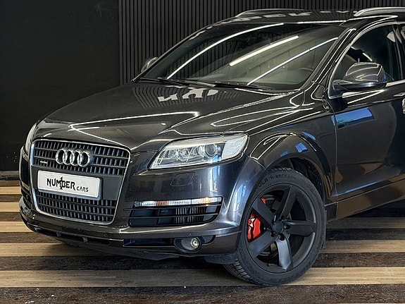 Audi Q7 3 of 5