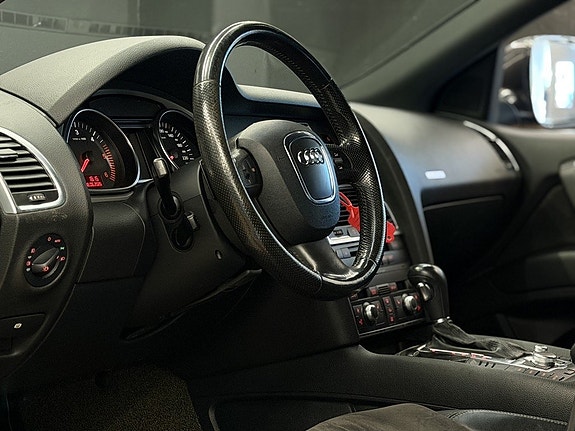Audi Q7 18 of 27