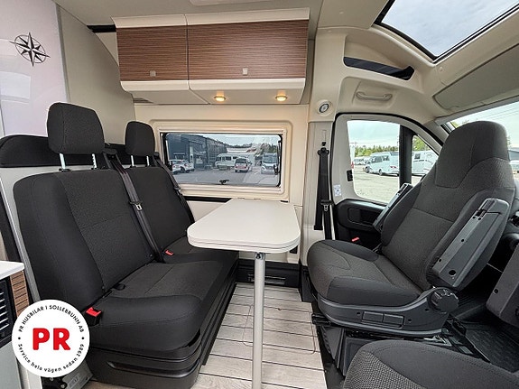 Westfalia Columbus 640 E 2,2 l Multijet3 132 kW/ 180 HP Automatic MAXI CHASSI 4250K 6 of 15