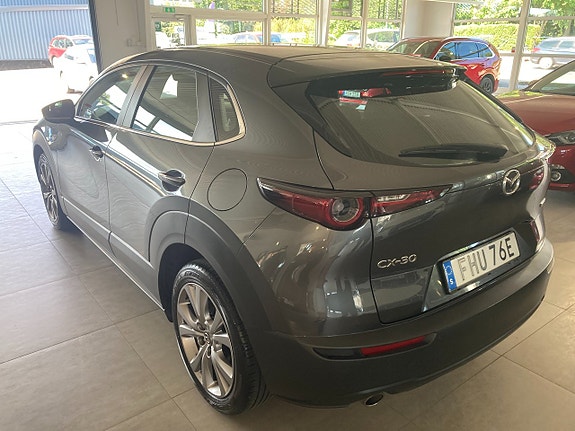 Mazda CX-30 4 of 5