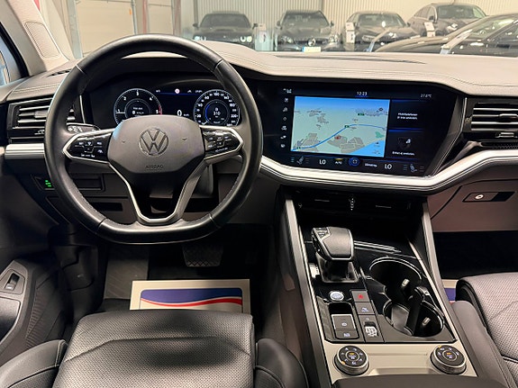 Volkswagen Touareg 11 of 27
