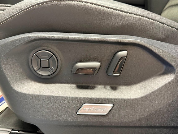 Volkswagen Touareg 15 of 27