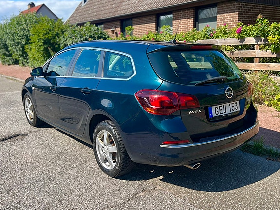 Opel Astra 4 of 17