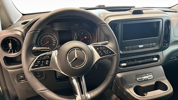 Mercedes-Benz Vito 119 4 of 5