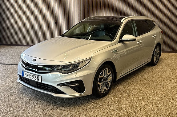 Kia Optima 2 of 5