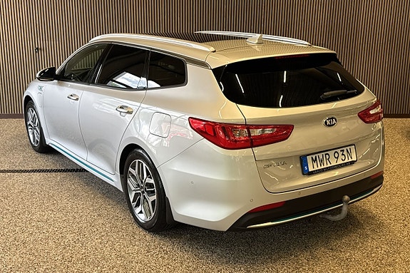 Kia Optima 3 of 5
