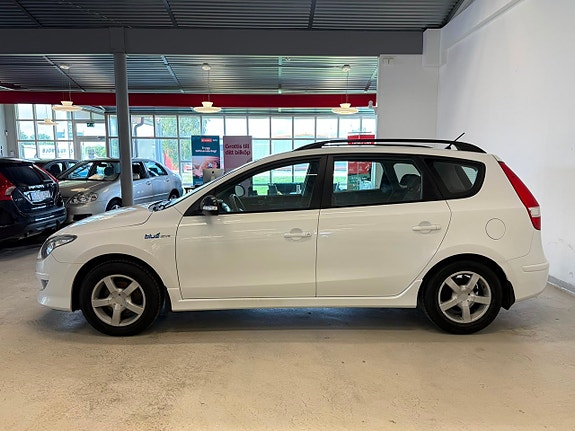 Hyundai i30 5 of 5