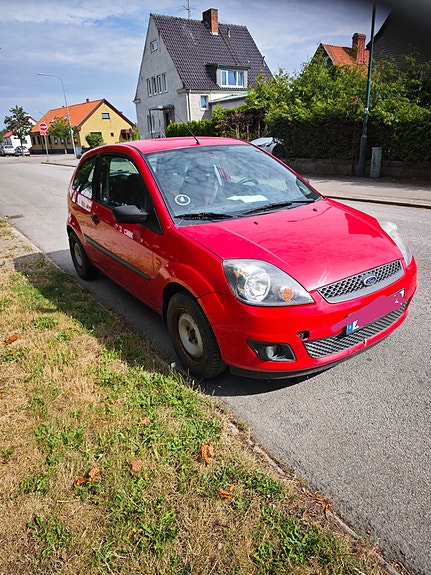 Ford Fiesta 3 of 3