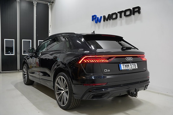 Audi Q8 5 of 5