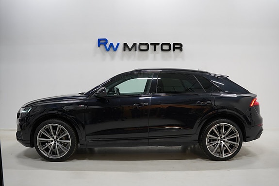Audi Q8 4 of 5