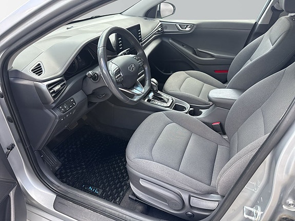 Hyundai IONIQ 6 of 25