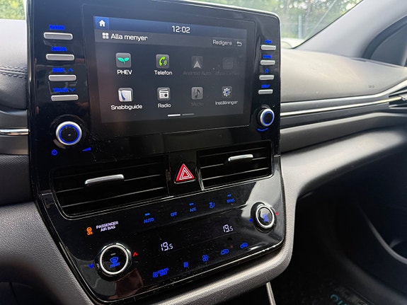 Hyundai IONIQ 21 of 25