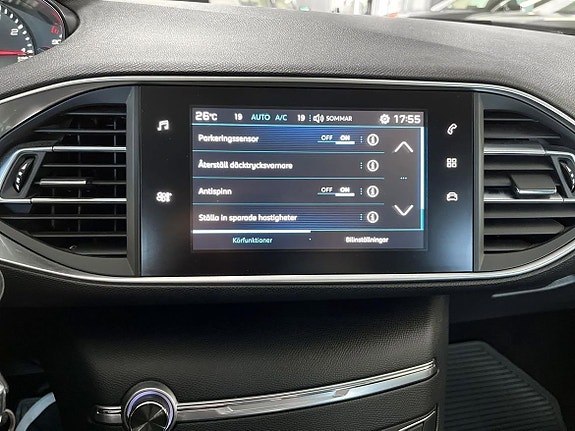 Peugeot 308 15 of 18