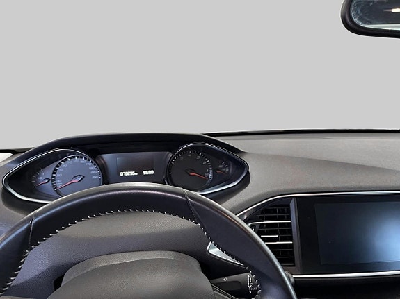 Peugeot 308 11 of 18