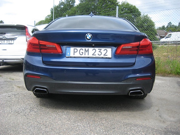 BMW 540i 19 of 20