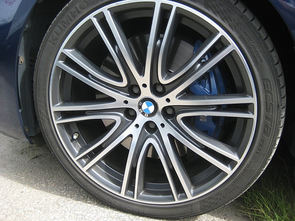 BMW 540i 18 of 20