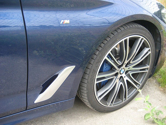 BMW 540i 20 of 20