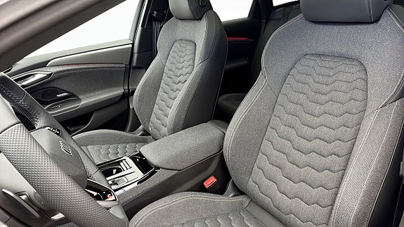 Audi A6 8 of 13