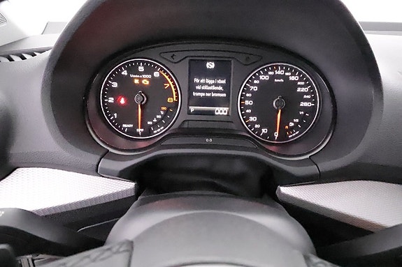 Audi Q2 15 of 17