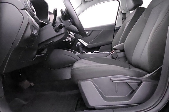 Audi Q2 14 of 17