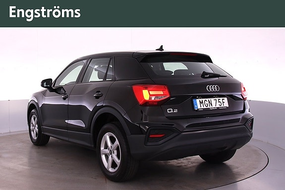 Audi Q2 4 of 5