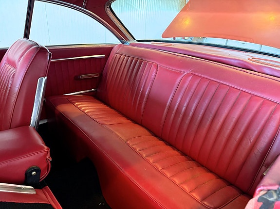 Chrysler 300 16 of 29