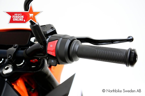 KTM 390 SMC R 8 of 9