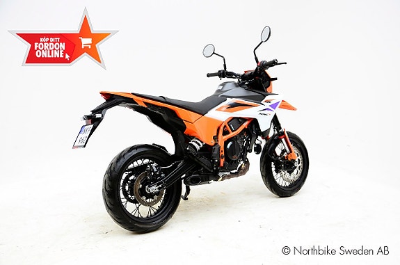 KTM 390 SMC R 3 of 9