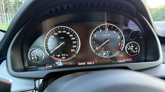 BMW X5 9 of 10