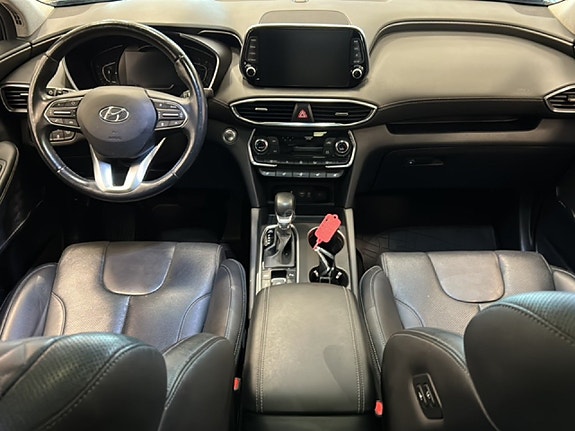 Hyundai Santa Fe 9 of 23