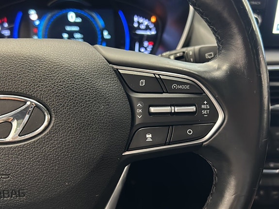 Hyundai Santa Fe 15 of 23