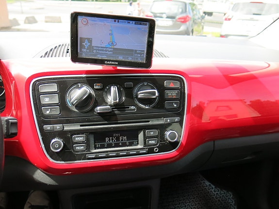 Volkswagen UP! 13 of 21